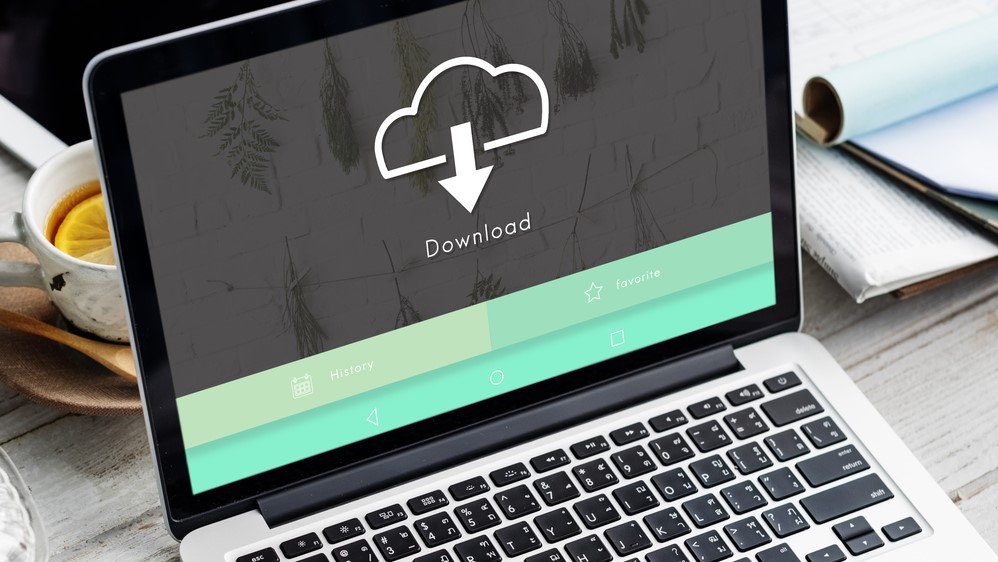 TechFeral 6 Tricks Every BitTorrent User Should Know Turn off downloading when you're not using it to save bandwidth.jpg